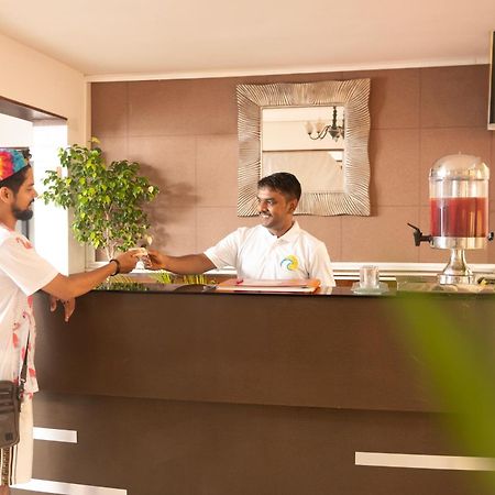 Westwood Residence Goa - The Boutique Hotel Мапуса Екстериор снимка