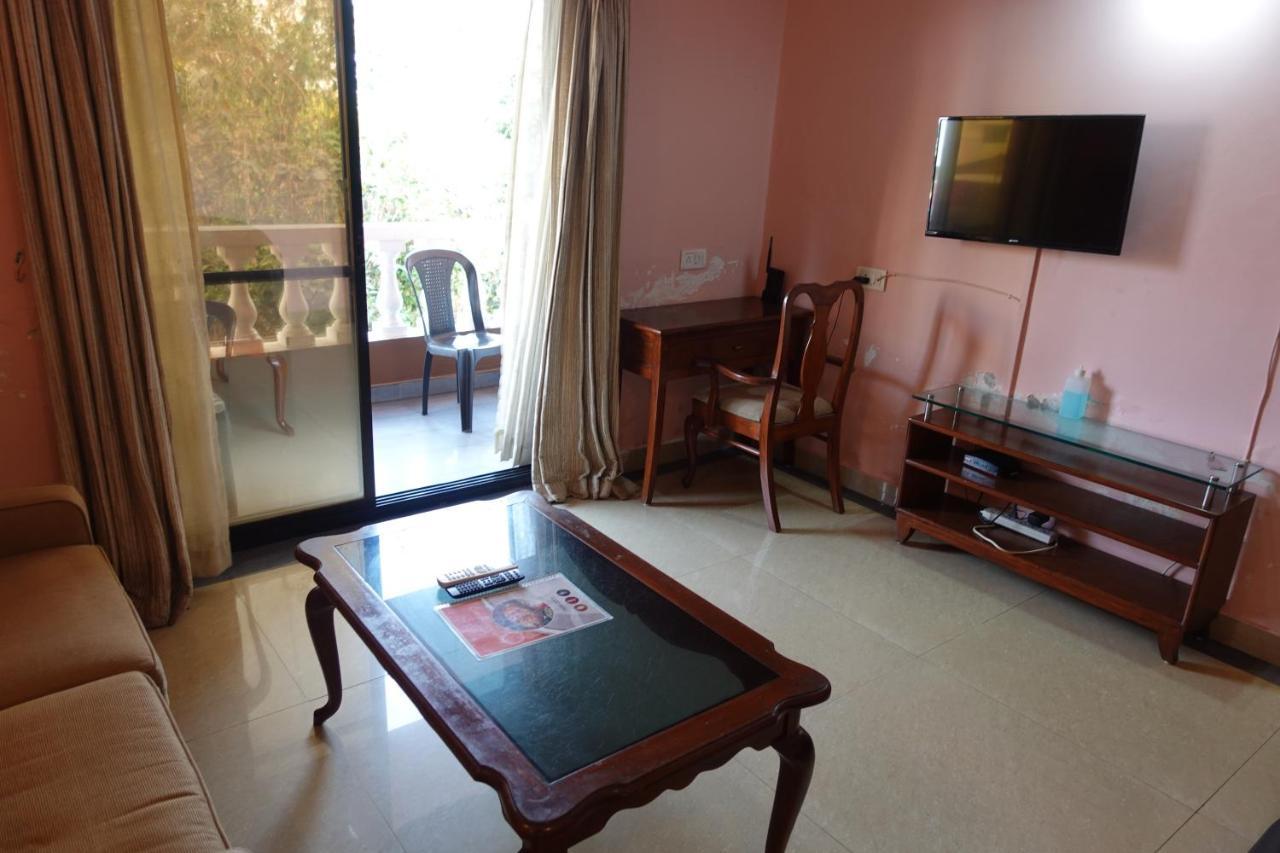 Westwood Residence Goa - The Boutique Hotel Мапуса Екстериор снимка